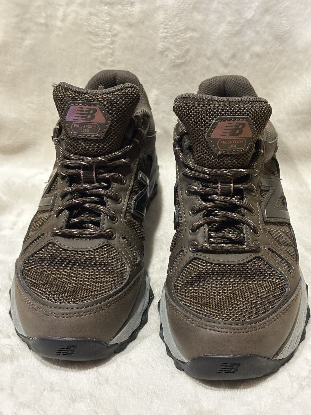 New Balance 1350 Running Shoes Women Sz 6.5 Gray Lace Up Low Top Casual Athletic
